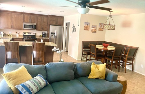 Glendale House | Beautiful 4 BR, stunning Pool- Close to Spring Training & State Farm Stadium