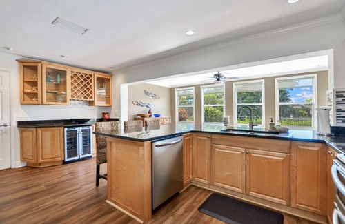 Shore Acres House | Beautiful 4BD/2BA Waterfront Pool Home