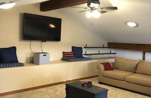 Lakehills House | Beautiful 4bedroom home- Medina Lake