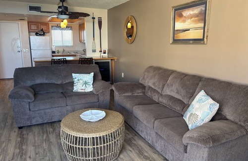 Hudson Condo | Beautiful 4th floor Gulf View Condo