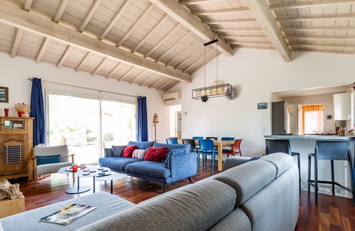 Taussat House | Beautiful 8 person villa on the edge of the forest