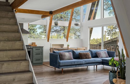 Morrison Cabin | Beautiful A-Frame near Hiking/Red Rocks/Evergreen