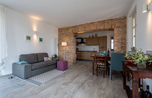 Costigliole d'Asti Apartment | Beautiful apartment for 4 guests with pool, WIFI, A/C, TV, terrace and parking