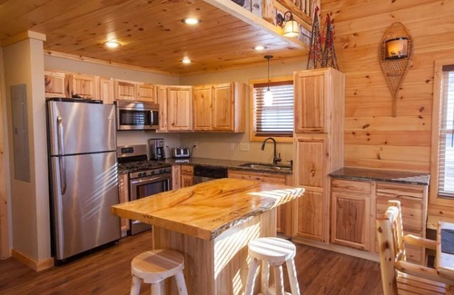 Old Forge Cabin | Beautiful ADK Getaway! Trail 4 and Lake Access! Weekly Discount Available