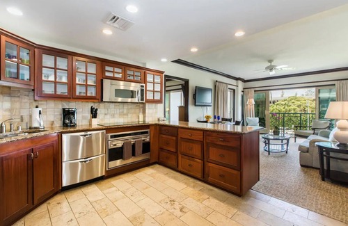 Wailua Condo | Beautiful Air Conditioned 2nd Floor 2 Bedroom w/mountain and slight ocean view