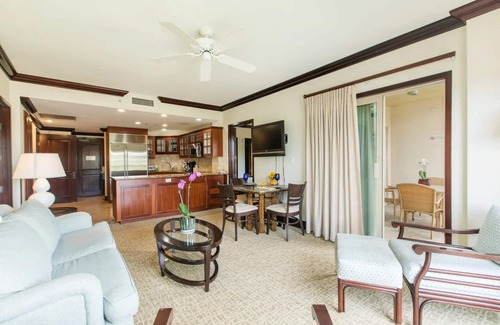 Wailua Condo | Beautiful Air Conditioned 2nd Floor 2 Bedroom w/mountain and slight ocean view