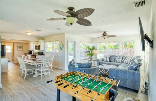 Beachway Estates House | Beautiful & airy dog-friendly home near the beach with private pool, yard, grill