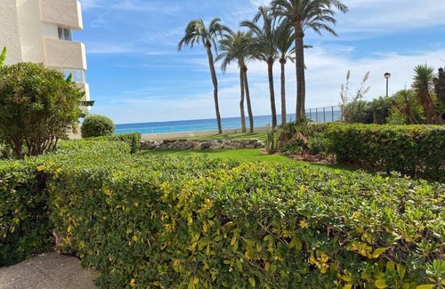Altea Apartment | Beautiful and cheerful apartment with communal pool in Altea, Costa Blanca, Spain for 3 persons