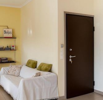 Korinthos Apartment | Beautiful and comfortable apartment by the sea