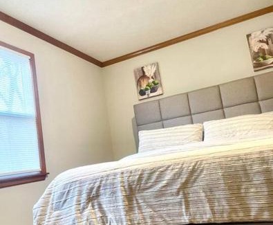Olathe House | Beautiful and Cozy Olathe Home.