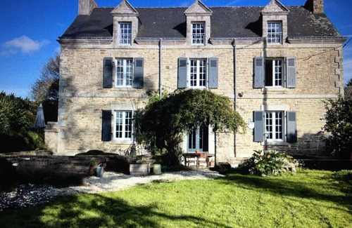 Inzinzac-Lochrist House | Beautiful and charming house with swimming pool in the countryside, near the sea