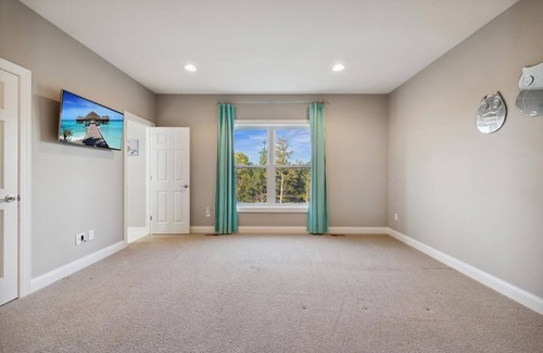 Eden Prairie House | Beautiful and Large house in great location Eden Prairie