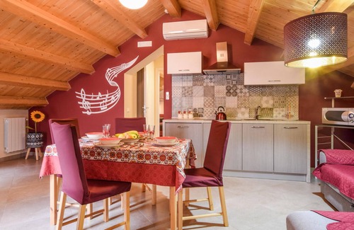 Porticello Apartment | Beautiful and lovingly designed vacation apartment in the harbor town of Porticello.