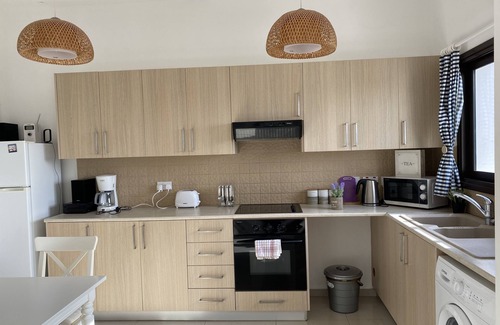 Oroklini Apartment | Beautiful and Modern Apartment in Oroklini, Cyprus