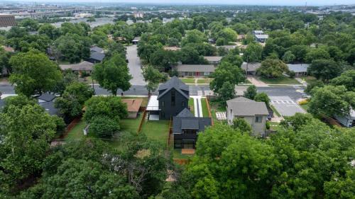 Highland Villa | Beautiful and Modern