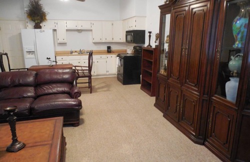 Mineola House | Beautiful and Peaceful Getaway in Mineola!