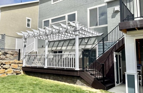 South Jordan House | Beautiful and spacious Mather in Law apartment- Basement