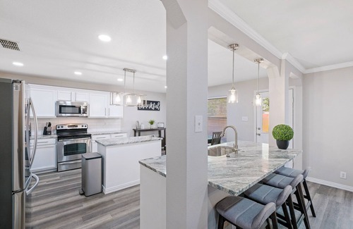 San Antonio House | Beautiful and Spacious, Home - Great location!