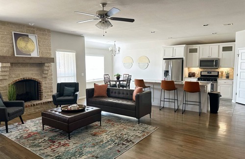 Tulsa House | Beautiful and spacious 3 bedroom, 2 bathroom home w/perfect central location!