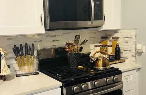Washington Heights House | Beautiful and Spacious Home near Beverly area