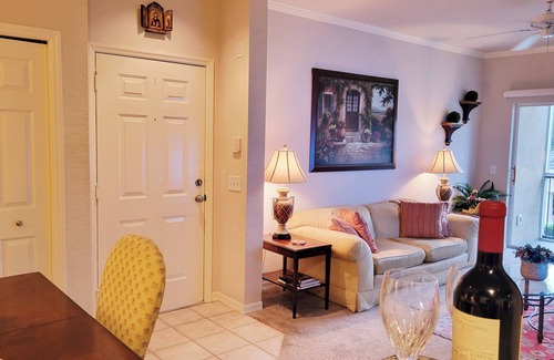Palmer Ranch Condo | Beautiful and Spacious 2 Bedroom Condo close to Siesta Key Beach in Sarasota.