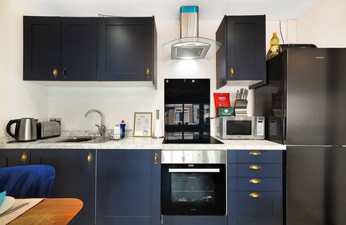 Castleford Apartment | Beautiful and Stylish Yorkshire Apartment-Sleeps 5