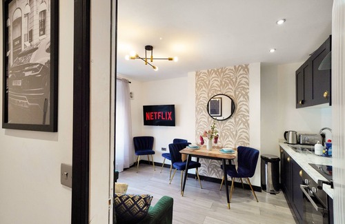Castleford Apartment | Beautiful and Stylish Yorkshire Apartment-Sleeps 5