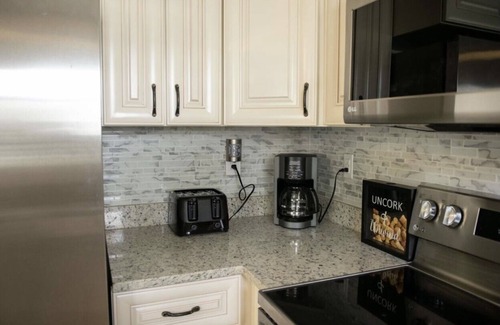 Sanford House | Beautiful and Sweet House Ready for Your Vacation
