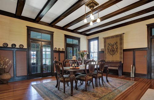 Comfort House | Beautiful and Unique Home with Fireplace and Pool!