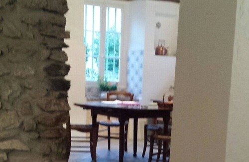 Vicdessos House | Beautiful and vast house completely restored in 2016