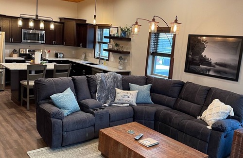 Wisconsin Dells Apartment | Beautiful Apartment Located Downtown Dells!