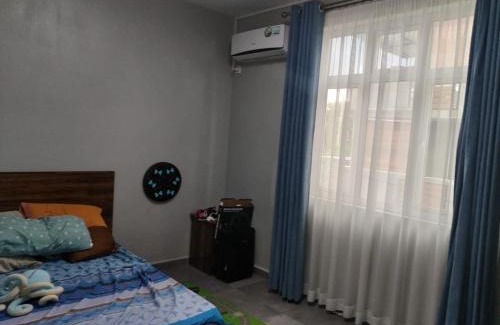 Midlands Apartment | Beautiful Apartment in Albion in gated community with shared pool