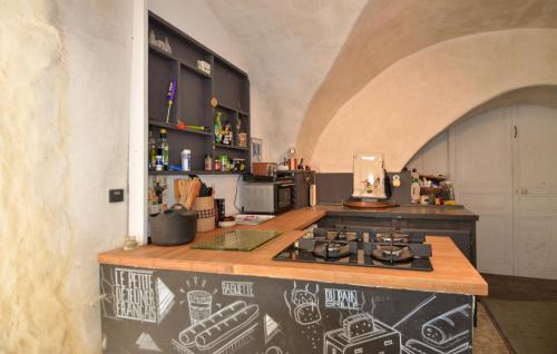 Fons-sur-Lussan Apartment | Beautiful Apartment In Fons Sur Lussan