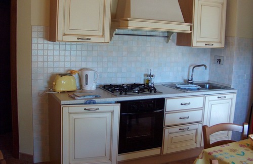 Casole d'Elsa House | Beautiful apartment in villa for 2 guests with pool, WIFI, TV, patio, panoramic view and parking