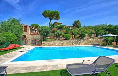 San Gimignano Apartment | Beautiful apartment for 2 guests with A/C, WIFI, pool, TV and panoramic view