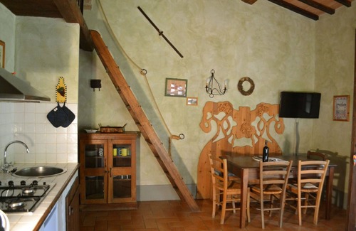 Monteleone d'Orvieto Apartment | Beautiful apartment for 4 guests with pool, WIFI, TV and parking