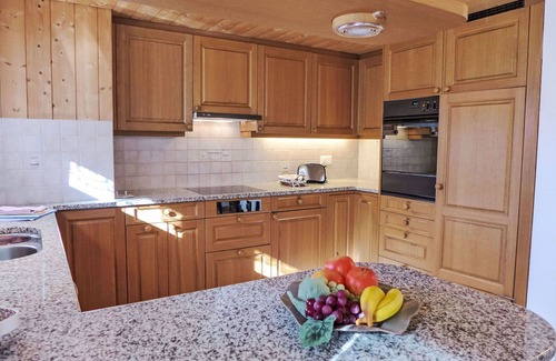 Gadmen Apartment | Beautiful apartment for 5 people with WIFI, TV, patio, pets allowed, panoramic view and parking