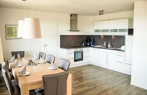 Neuastenberg Apartment | Beautiful apartment for 8 guests with WIFI, TV, terrace and parking