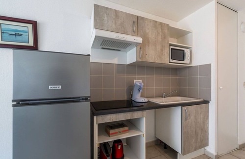 Narbonne Apartment | Beautiful apartment for 4 people with TV, balcony and parking