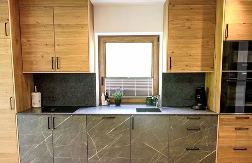 Leogang Apartment | Beautiful apartment for 4 people with WIFI, TV, terrace, pets allowed and panoramic view