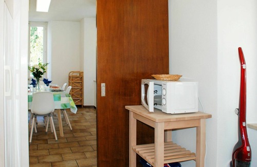 Muralto Apartment | Beautiful apartment for 6 guests with WIFI, terrace and parking