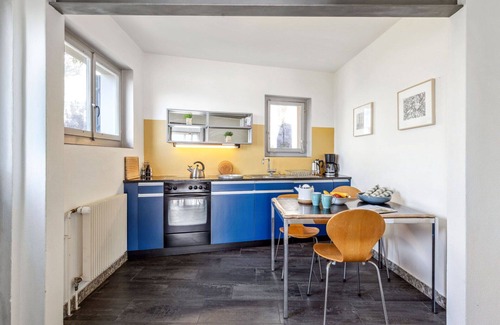 Muralto Apartment | Beautiful apartment for 6 people with WIFI, balcony and parking