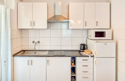 Cancini Apartment | Beautiful apartment for 5 people with A/C, WIFI, TV, terrace and parking
