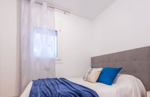 L'Ampolla Apartment | Beautiful apartment for 4 guests with WIFI, pool, A/C, TV, terrace and pets allowed