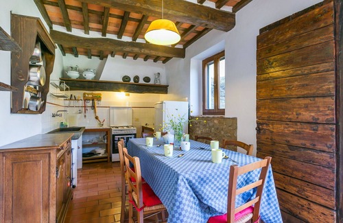 Pietrabuona Apartment | Beautiful apartment for 6 guests with pool, WIFI, TV, patio and pets allowed