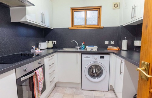 Balloch Apartment | Beautiful apartment for 4 guests with WIFI, TV and patio