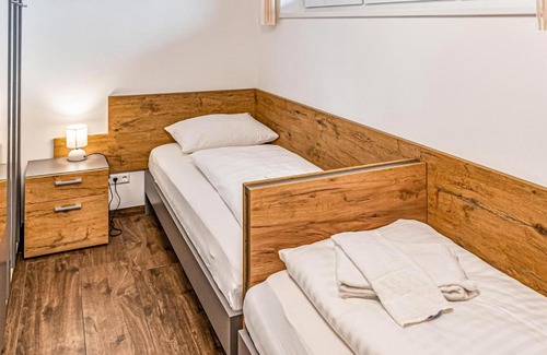 Annenheim Apartment | Beautiful apartment in Annenheim w/ WiFi and 2 Bedrooms