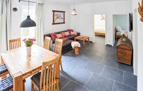 Niederhelden Apartment | Beautiful Apartment In Attendorn