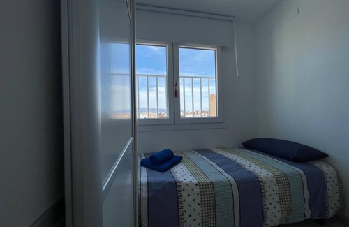 El Toyo Apartment | Beautiful apartment in the paseo maritimo! dreamlike!