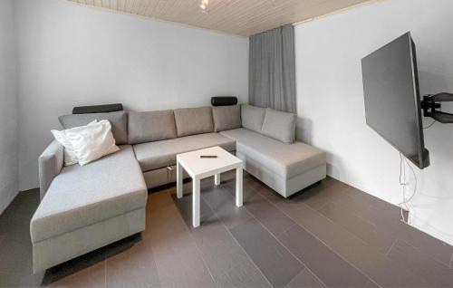 Ludvigsborg Apartment | Beautiful Apartment In Höör
